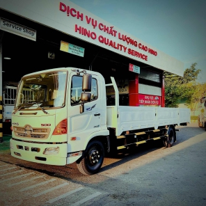 XE TẢI HINO 6 TẤN 5 THÙNG LỬNG DÀI 6M7 MỚI NHẤT 2023