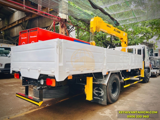 Xe tải Hino 8 tấn thùng dài 8m gắn cẩu Soosan SCS525 - Cẩu Soosan 5 tấn 5 khúc