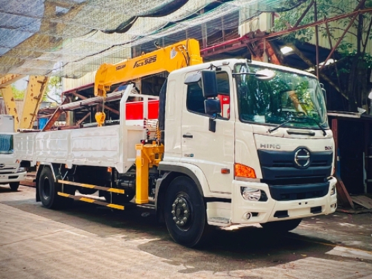 Xe tải Hino 8 tấn thùng dài 8m gắn cẩu Soosan SCS525 - Cẩu Soosan 5 tấn 5 khúc