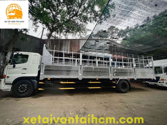 XE TẢI HINO 8 TẤN THÙNG MUI BẠT DÀI 10 MÉT