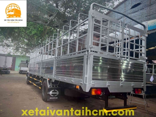 XE TẢI HINO 8 TẤN THÙNG MUI BẠT DÀI 10 MÉT