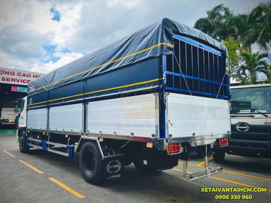 Xe tải Hino FG thùng mui bạt nhôm thùng dài 8 mét - Hino 8 tấn thùng mui bạt nhôm dài 8m mét