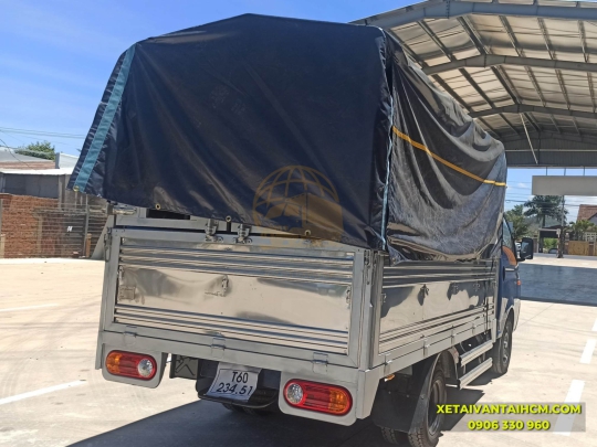 XE TẢI HYUNDAI H150 THÙNG MUI BẠT (3 BỬNG)