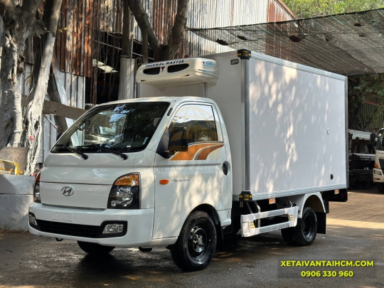 ​​​​​​​XE TẢI HYUNDAI H150 THÙNG ĐÔNG LẠNH