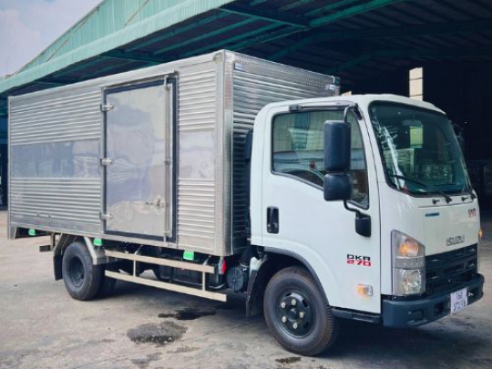 Xe tải Isuzu QKR 270 thùng kín inox 4m3 - Isuzu QKR 270 thùng kín inox 4m3