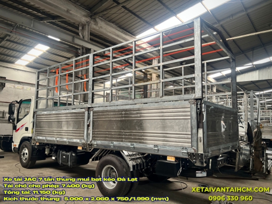 Xe tải Jac 7 tấn thùng dài 5 mét mui bạt nhôm Đà Lạt
