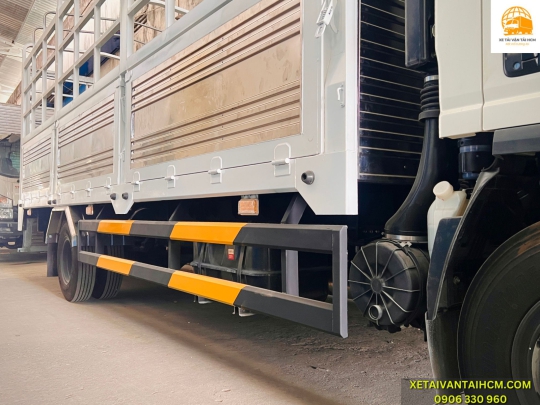 Thông số Isuzu NPR350 3.490kg thùng mui bạt 6m2 NPR85ME5 Euro 5