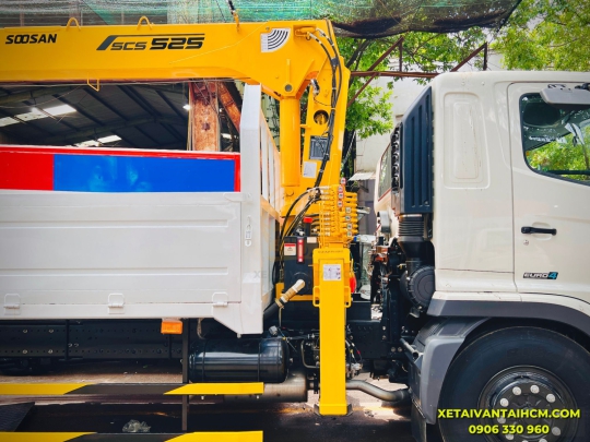 Xe tải Hino 8 tấn thùng dài 8m gắn cẩu Soosan SCS525 - Cẩu Soosan 5 tấn 5 khúc
