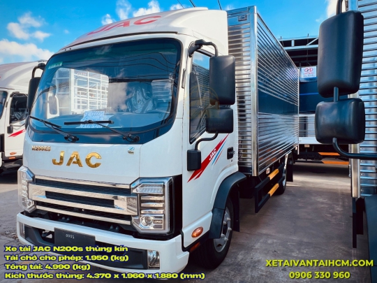 Xe tải Jac N200s thùng kín 1.9 tấn thùng dài 4m3