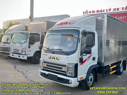 Xe tải JAC N250S Pro Thùng Kín 2.4 Tấn